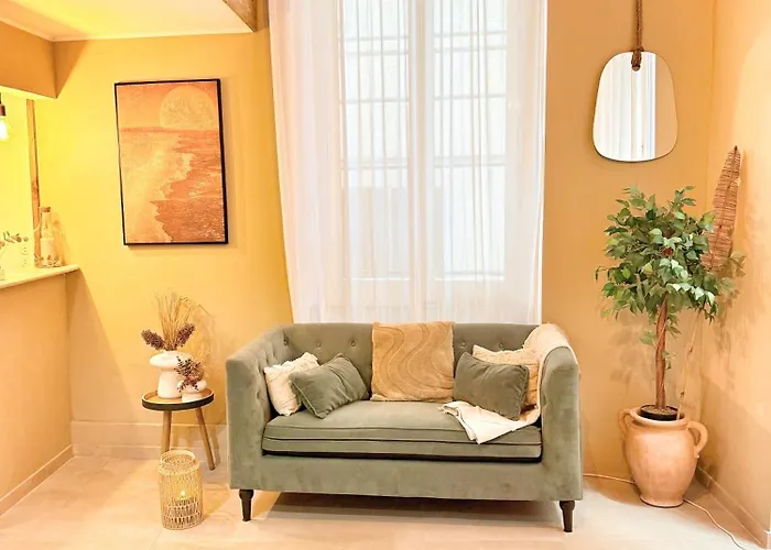 Spacious Loft, Duplex, Old Town, 3 Bedrooms - Easy Check-In