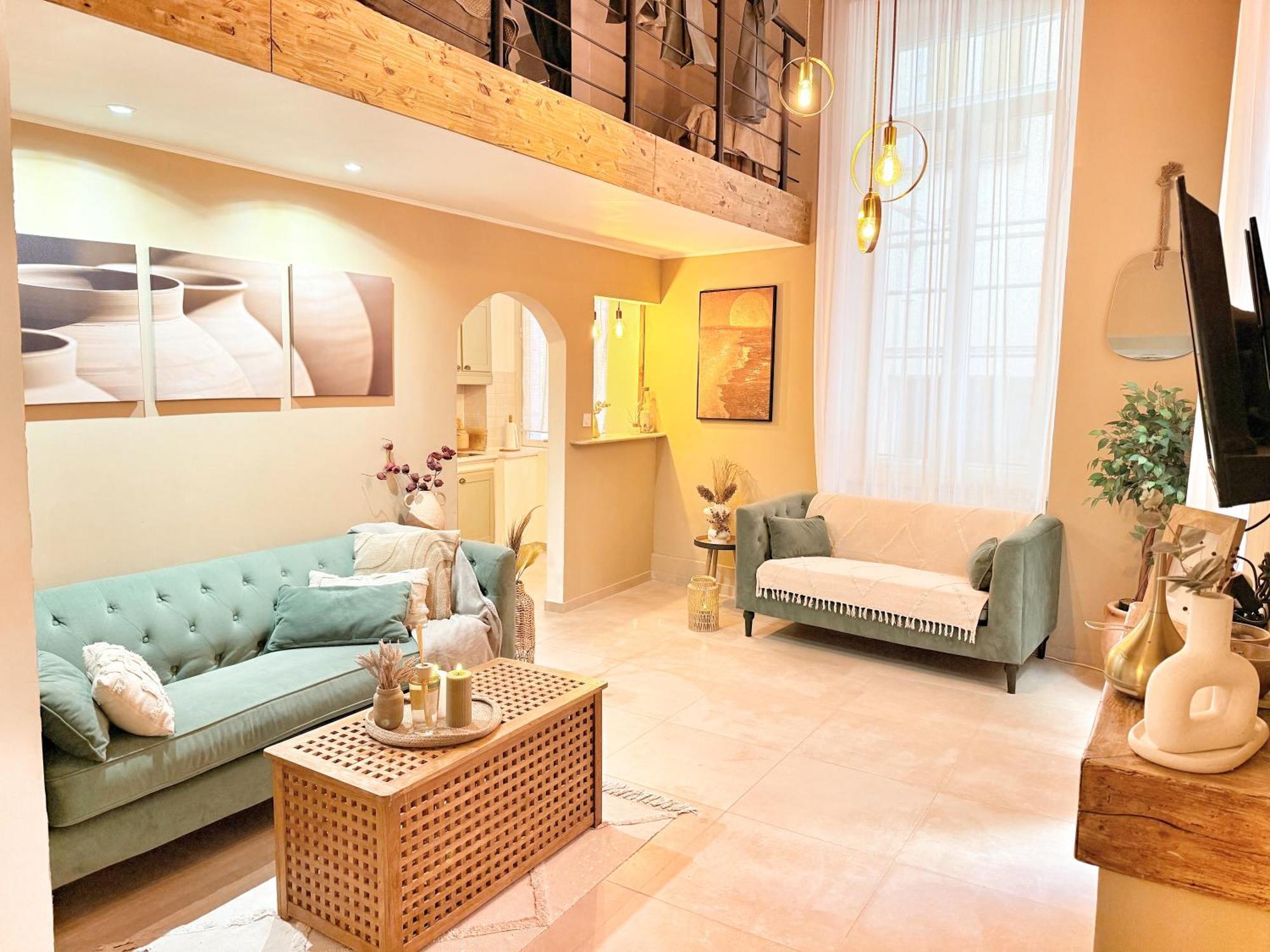 Spacious Loft, Duplex, Old Town, 3 Bedrooms - Easy Check-in Appartement Nice