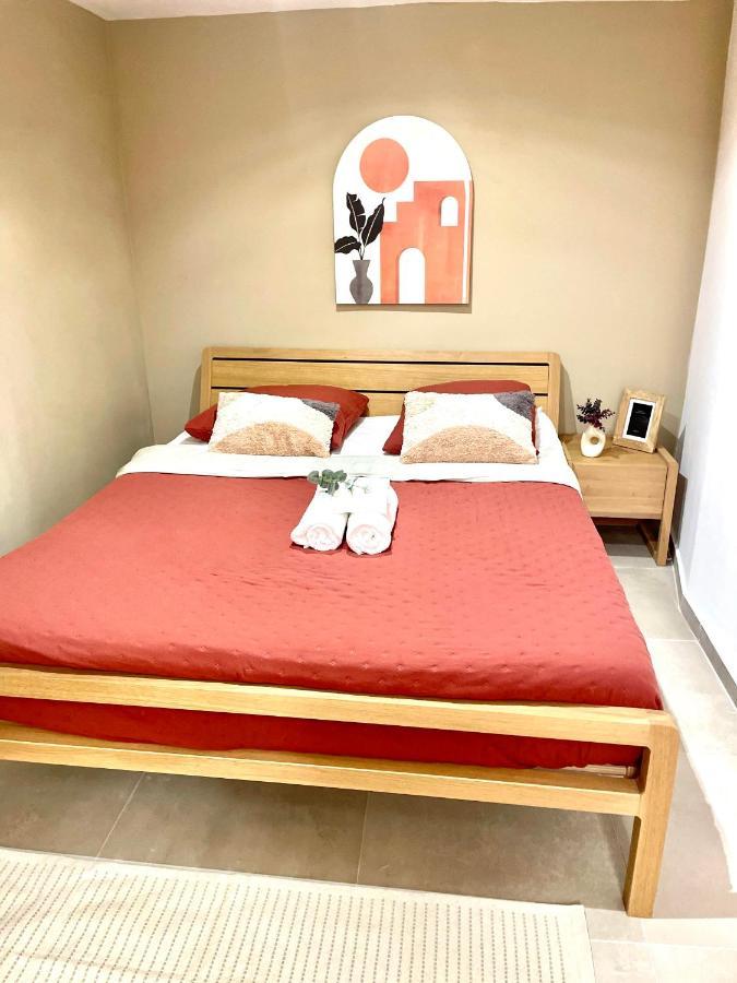 Spacious Loft, Duplex, Old Town, 3 Bedrooms - Easy Check-in Niza