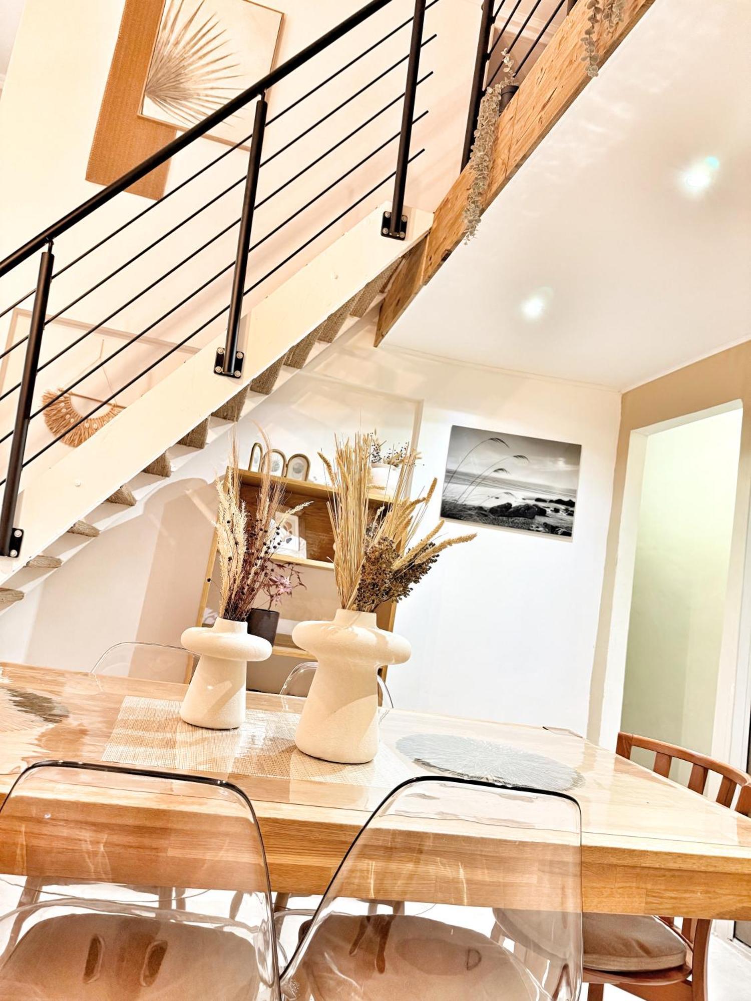 Spacious Loft, Duplex, Old Town, 3 Bedrooms - Easy Check-in * Niza